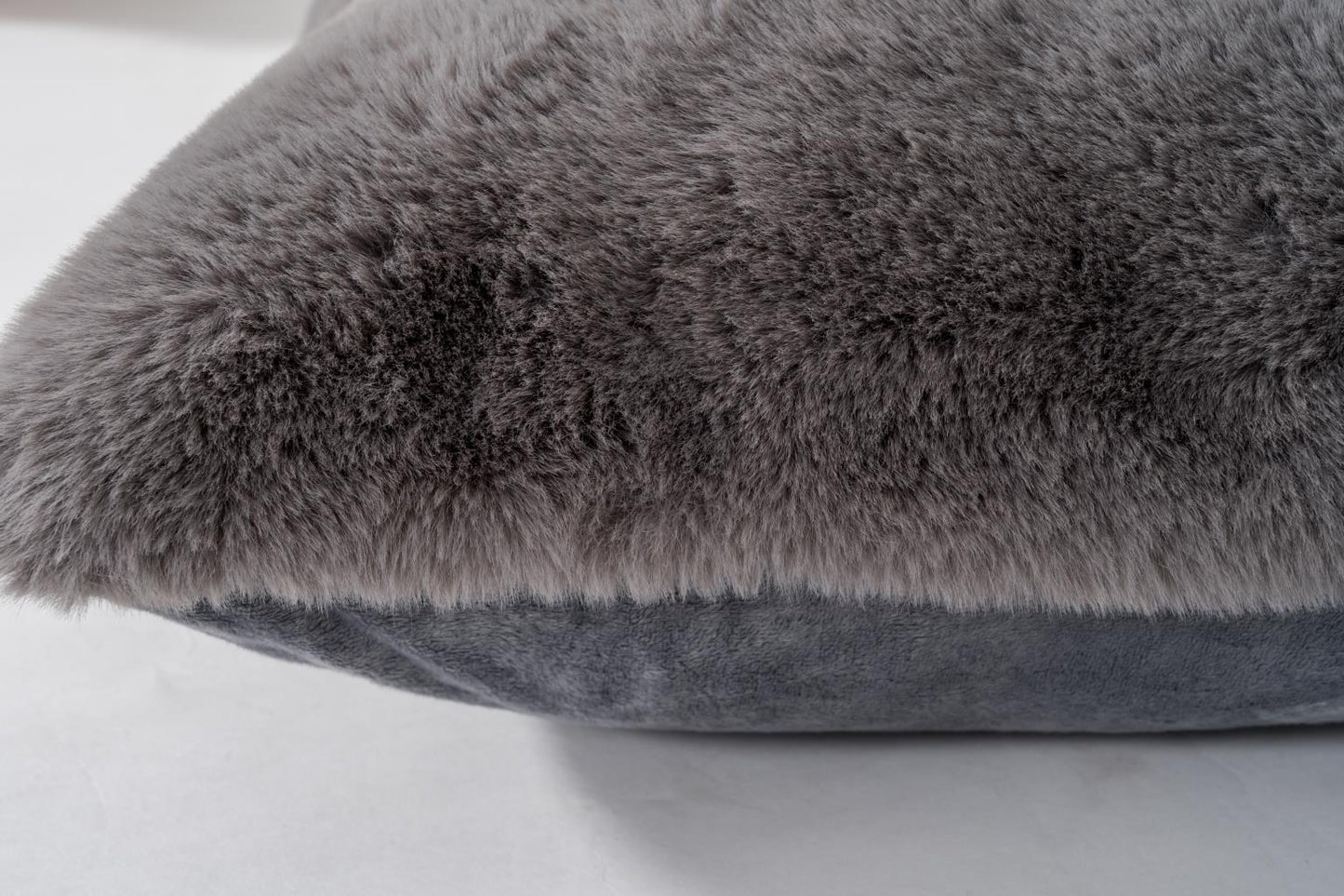 Rabbit Fur Pillow (RB04P)