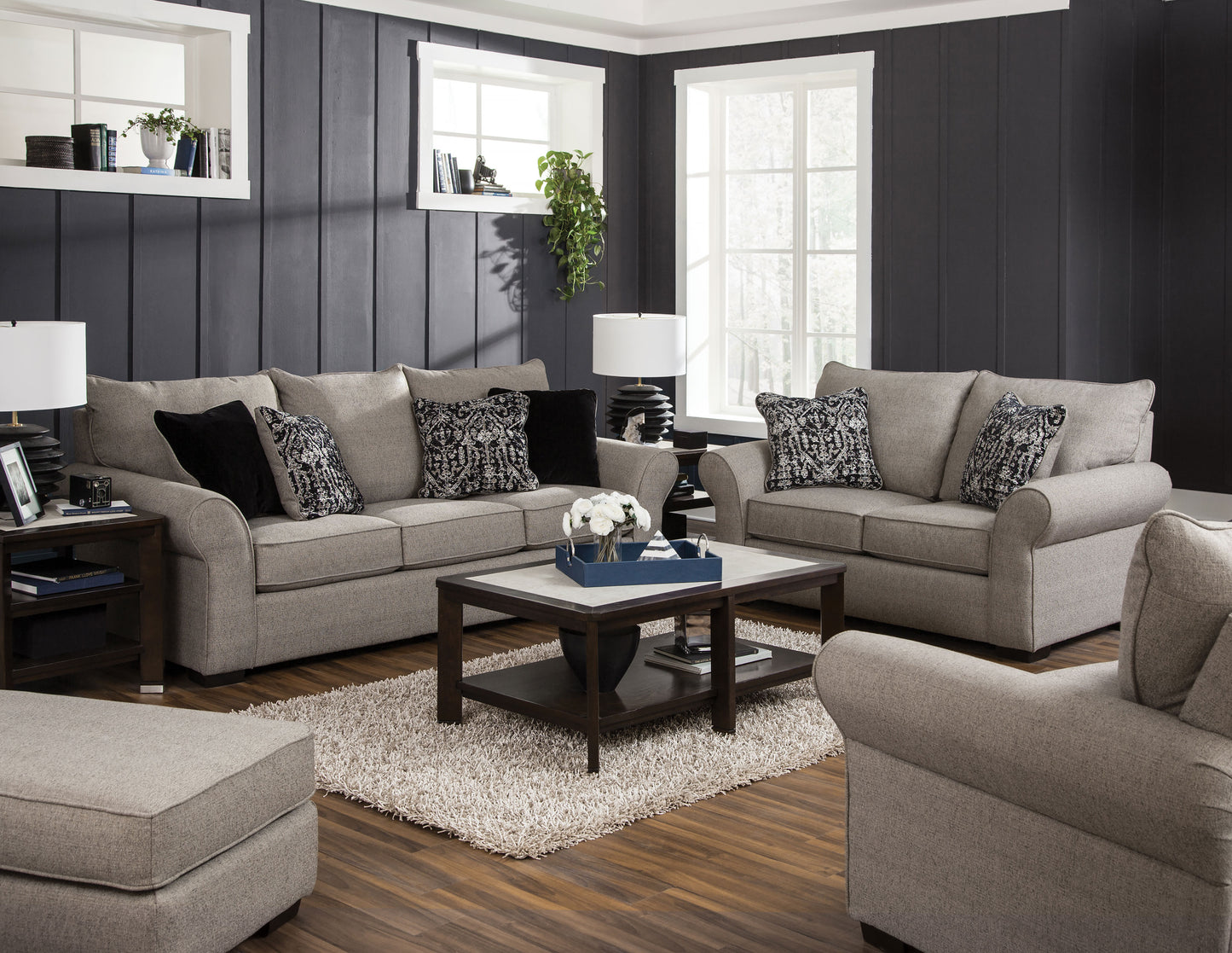 Maddox Sofa Set